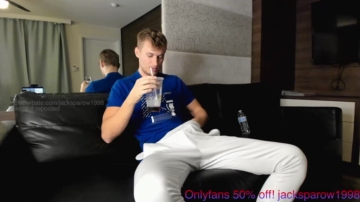 Jacksparow1998  18-12-2021 video kitty